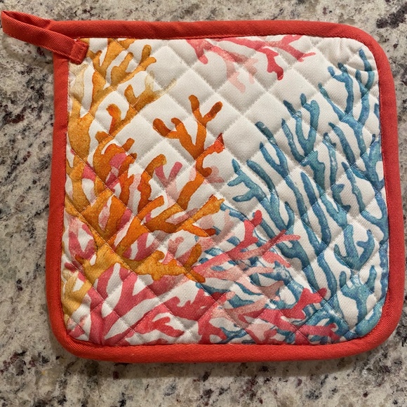 Williams-Sonoma Apron & Mitt Set - Picture 4 of 8